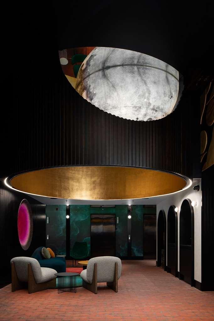 Qt Newcastle Hotel Interior photo The interior of the observatory